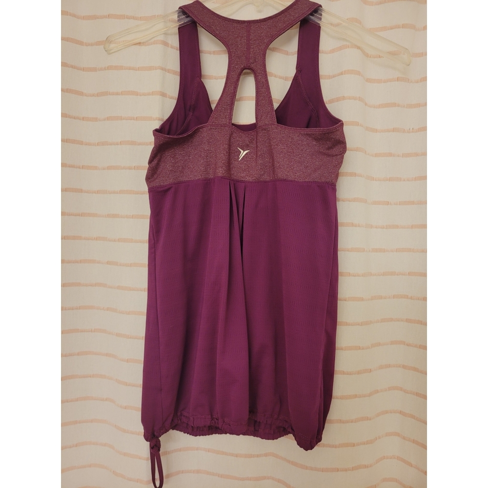 Work Out Tank Top - Picture 3 of 3